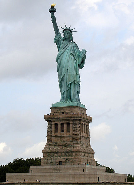 434px-Statue_of_Liberty_7[1]