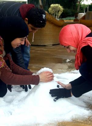 nc_cairo_egypt_snow_3_sk_131213_ssv[1]